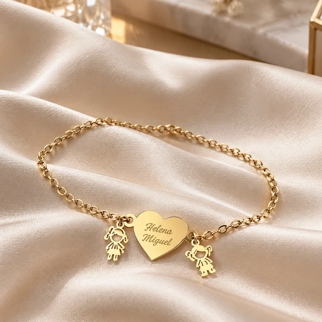 Pulseira com nome dos filhos em ouro 18k: Pulseira Coração dos Nomes, da KMS Joias