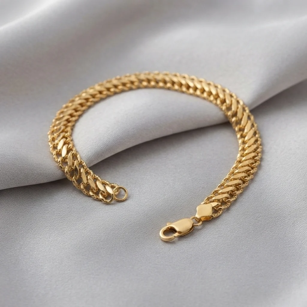 Pulseira masculina bismarck em ouro 18k vista em outro ângulo