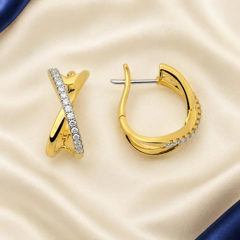 Brinco Argola Ouro 18k Cruzada, em foto de estúdio