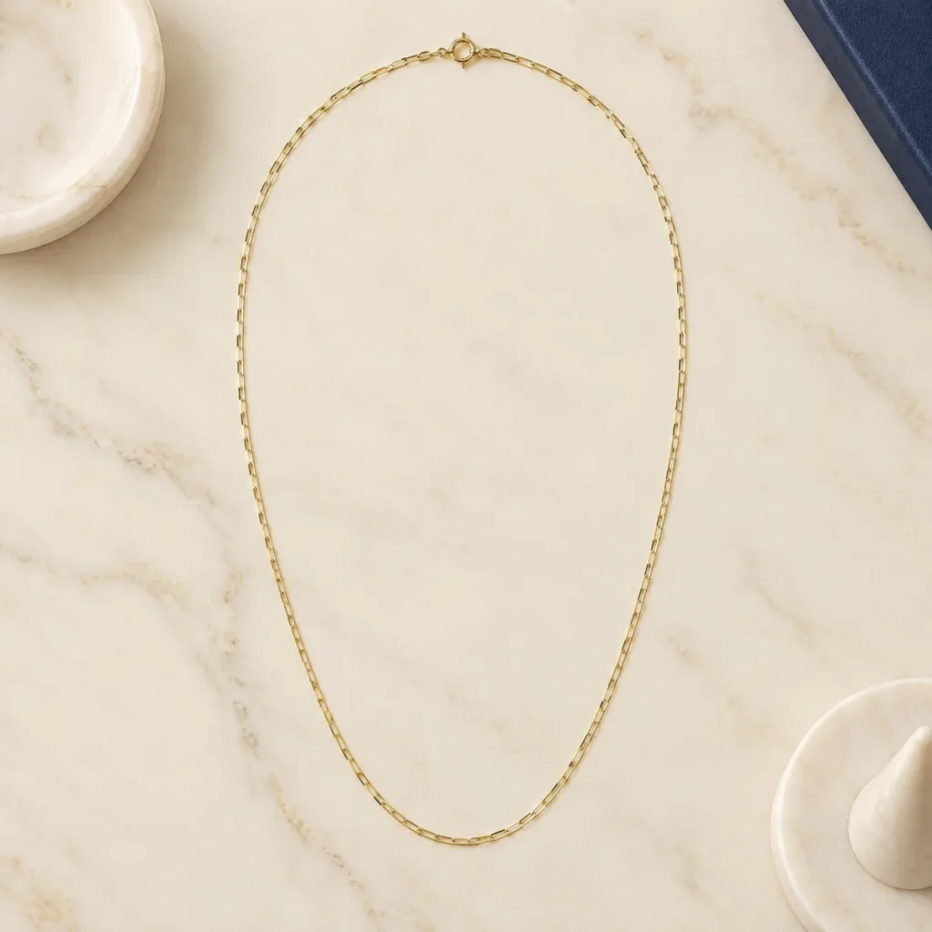 Corrente Cartier Ouro 18k Extra Longa, em foto de estúdio