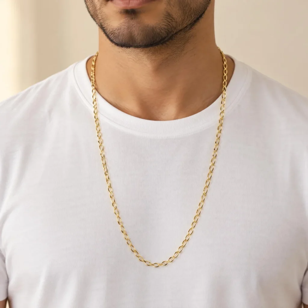 Corrente Grumet Losango em Ouro 18k, em uso por um homem
