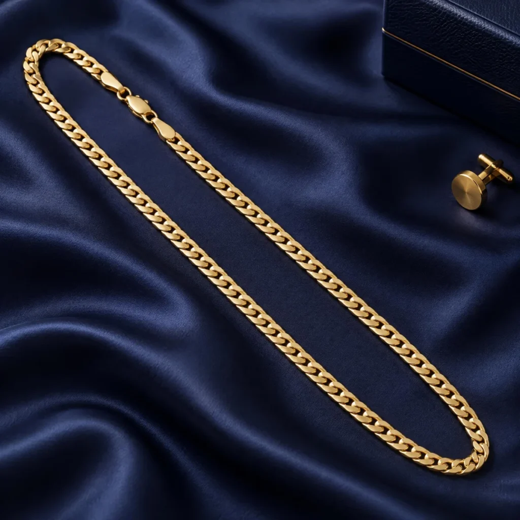 Corrente Grumet Masculina em Ouro 18k, em foto de estúdio