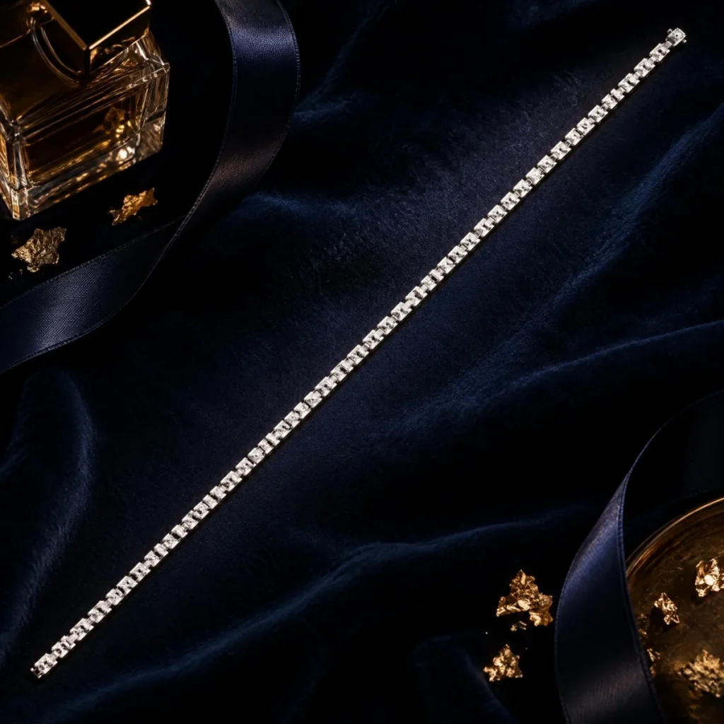 Corrente Veneziana Ouro 18k Lisa, em composição de cena