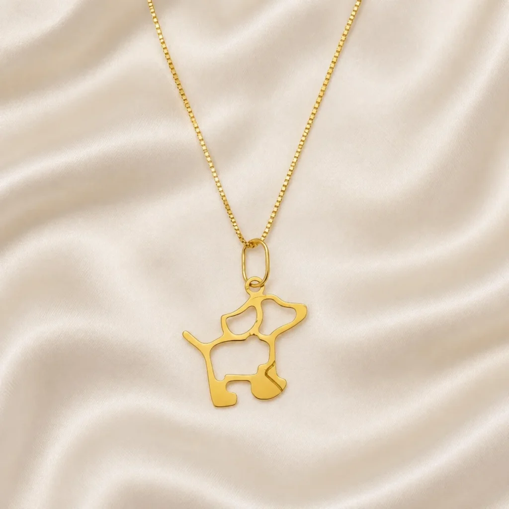 Pingente Cachorro em Ouro 18k, em foto de estúdio